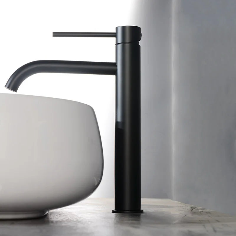 Grifo Monomando Dorado Cepillado para Lavabo – Acero Inoxidable – Agua Fría y Caliente