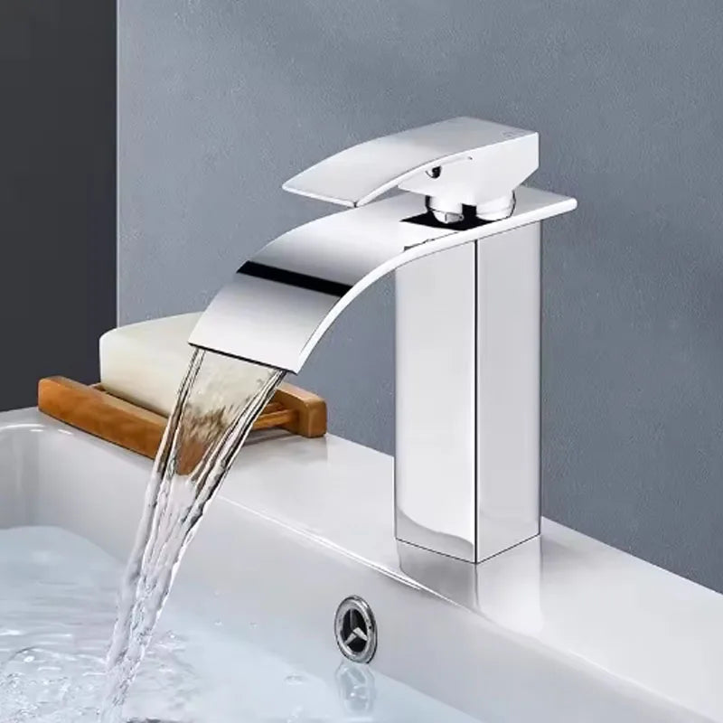 Grifo Cascada para Lavabo de Acero Inoxidable – Monomando Agua Fría y Caliente