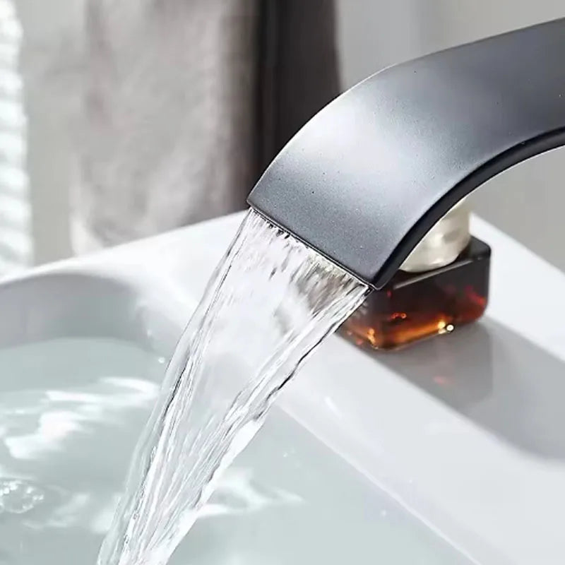 Grifo Cascada para Lavabo de Acero Inoxidable – Monomando Agua Fría y Caliente
