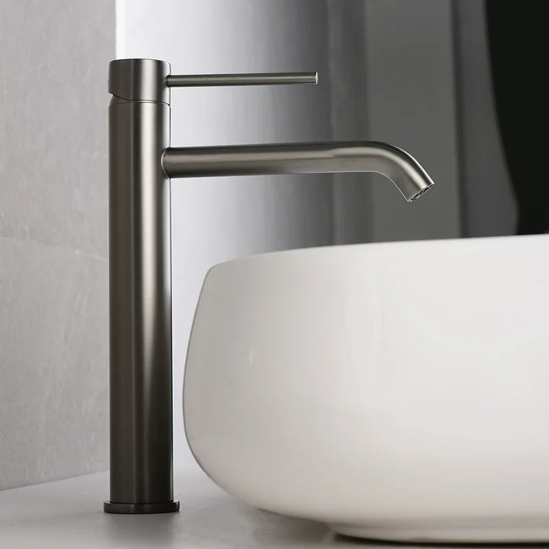 Grifo Monomando Dorado Cepillado para Lavabo – Acero Inoxidable – Agua Fría y Caliente